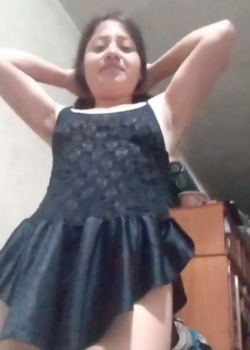 Queriendose estrenar de putita + video 27