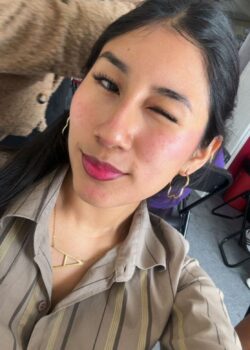 Mi novia mamando verga y le encanta 4