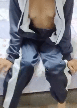Jovencita calentona de tetitas ricas + video 20