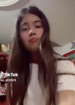 Peladita coge como toda una experta + video 1