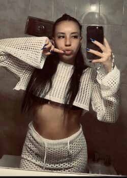 Pendeja egresada trola me manda nudess 22