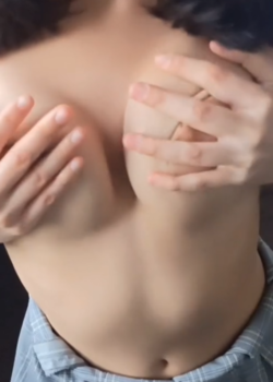 Colegiala tímida es follada por un compañero mayor que ella y se corre dentro de ella 2