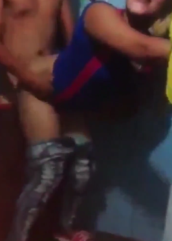 Capturado Follando en la reunion de Colegio 7