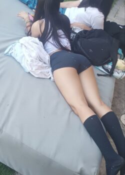 Me la cojo toda a la amiguita de mi hermana 6