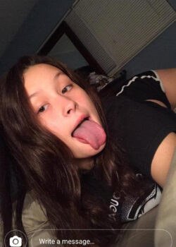 Pendejita adolescente de 18 años funada por su ex novio 2