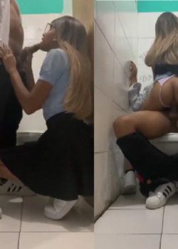 Pendeja colegiala chupandole la verga a su profesor 8
