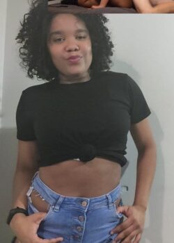 Pendeja trola de 18 años recien cumplidos virgencita 17