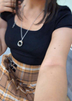 Pendejita colegiala se termina filtrando su pack 21